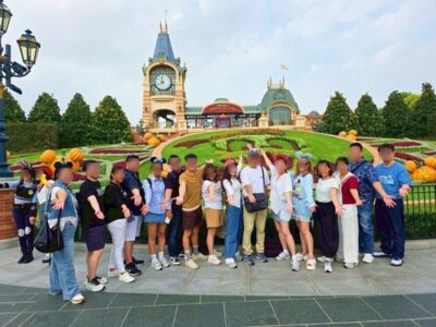 ลูกค้าที่น่ารัก เที่ยวเซี้ยงไฮ้ ประเทศจีน จำนวน 20 ท่าน