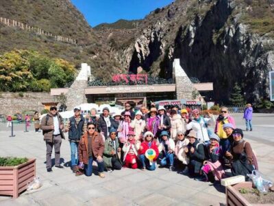 ลูกค้าที่น่ารัก เที่ยวเฉิงตู ประเทศจีน 6วัน5คืน จำนวน 27 ท่าน